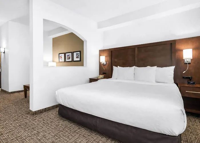 Comfort Suites Baymeadows Near Butler Blvd